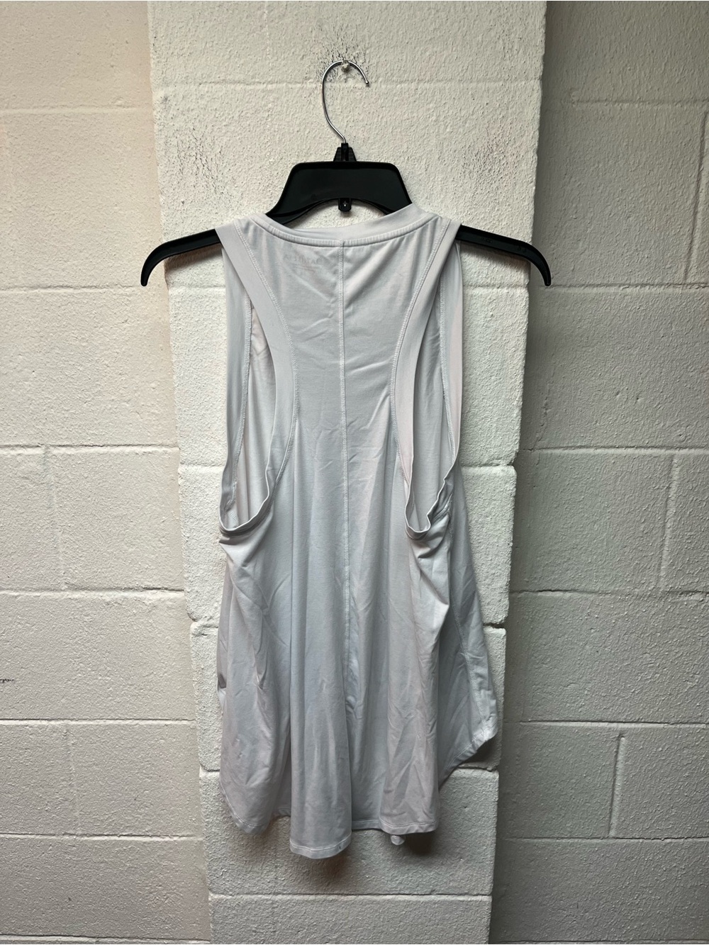 Athleta White High-Low Performance Tank - Picture 4 of 4